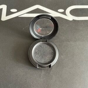 MAC Eyeshadow in Black Tied (Discontinued)